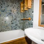 Avec Balcon, Parking Et Animaux Acceptes A - Fr-1-343-245 *